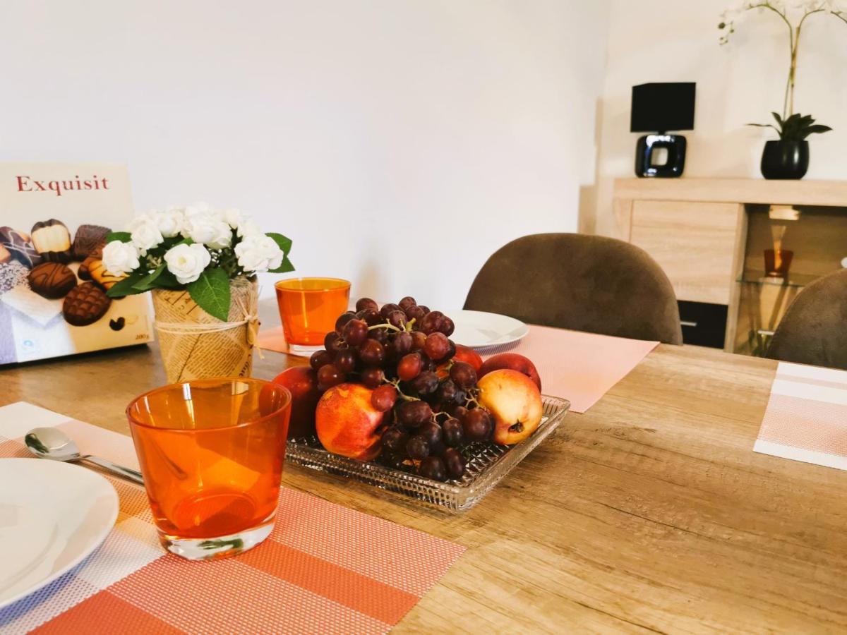 Appartement 3-Zimmer, Bis 6 Personen Mit Parkplatz à Mülheim an der Ruhr Extérieur photo