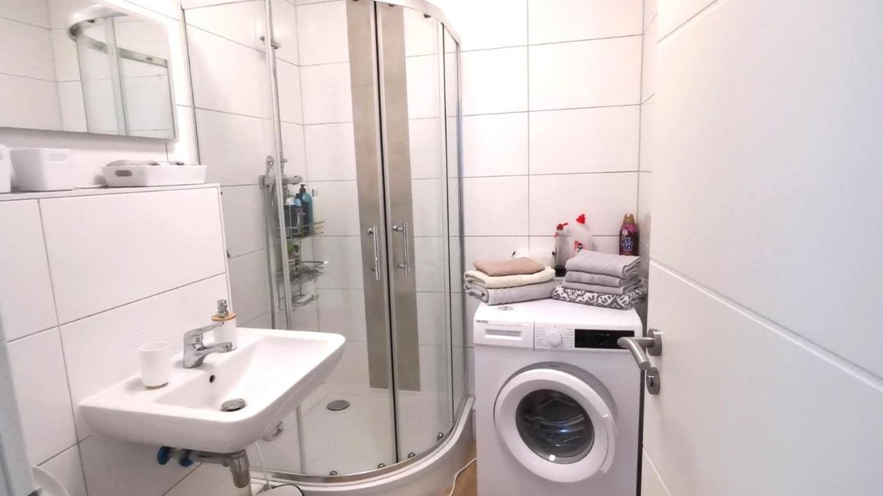 Appartement 3-Zimmer, Bis 6 Personen Mit Parkplatz à Mülheim an der Ruhr Extérieur photo