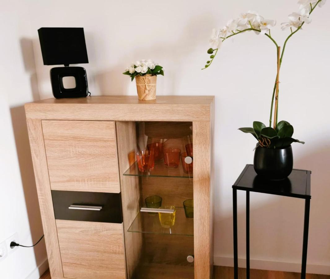 Appartement 3-Zimmer, Bis 6 Personen Mit Parkplatz à Mülheim an der Ruhr Extérieur photo